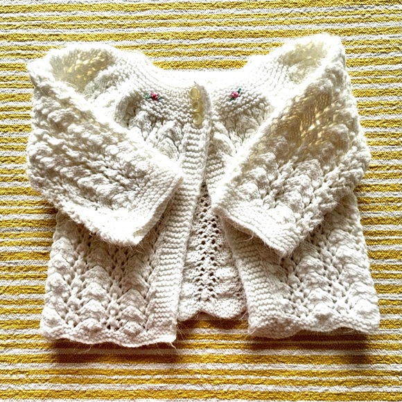Vintage handknit baby cardigan - Picture 1 of 5